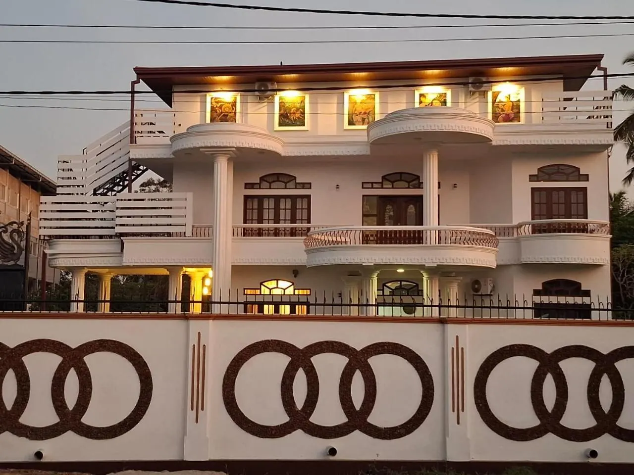 De Centrum Hotel - Airport Transit Hotel Negombo 3*,  Šrí Lanka