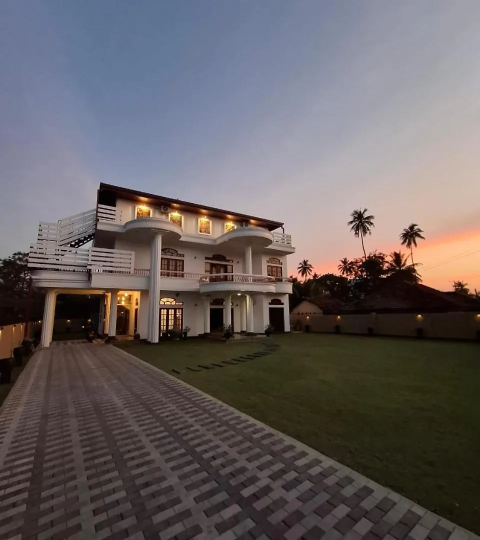 De Centrum Hotel - Airport Transit Hotel Negombo 3*,